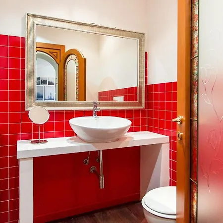 Colorful Statuto Square Design Apart