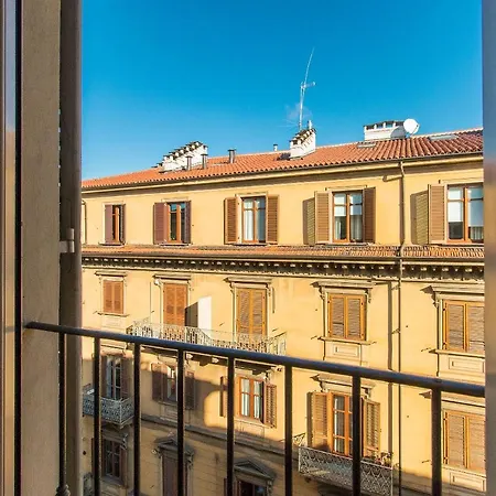 Apartment Colorful Statuto Square Design Apart Turin